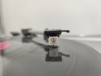 Проигрыватель винила Music Public Kingdom TT21AT