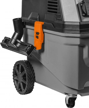 Строительный пылесос Bort BAX-700