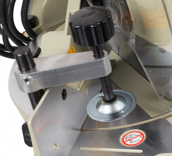 Торцовочная пила Makita LS1040