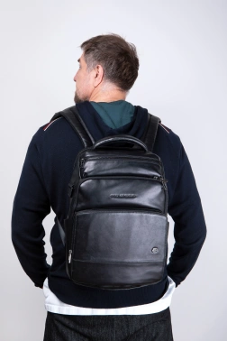 Рюкзак мужской Piquadro Philip CA6796W136/N черный кожа