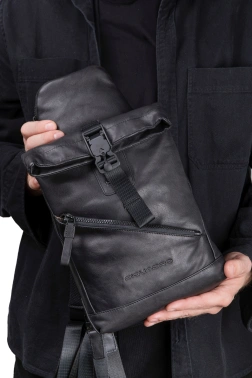 Рюкзак слинг Piquadro Harper CA6784AP/N черный кожа