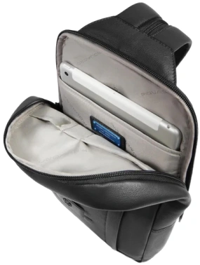 Рюкзак слинг мужской Piquadro Russel CA6764W137/N черный кожа