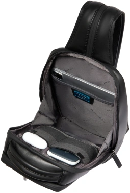 Рюкзак Piquadro Urban CA6801UB00/N черный кожа