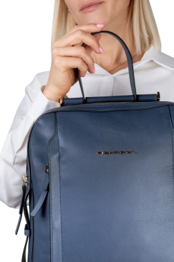 Рюкзак женский Piquadro Circle CA4576W92/BLU4 синий кожа