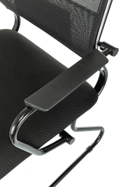 Кресло Бюрократ  CH Balance-Av