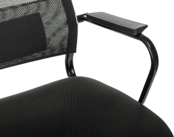 Кресло Бюрократ  CH Balance-Av