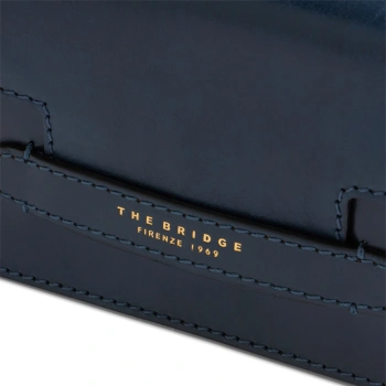 Сумка кросс-боди женская The Bridge Lucrezia 04121401/YH темно-синяя натур.кожа