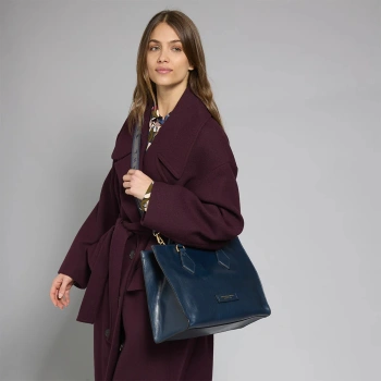 Сумка женская The Bridge Ida 04101501/YH темно-синяя натур.кожа