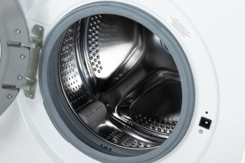 Стиральная машина Beko WSDN63512ZSW