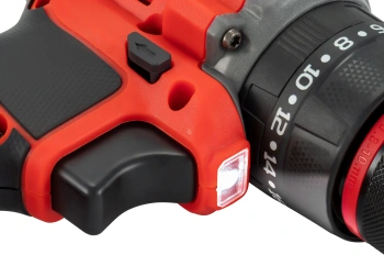 Дрель-шуруповерт Starwind CDB20-2.0/2hs1