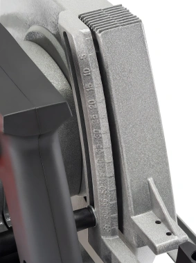 Циркулярная пила (дисковая) Starwind CS200-2330C