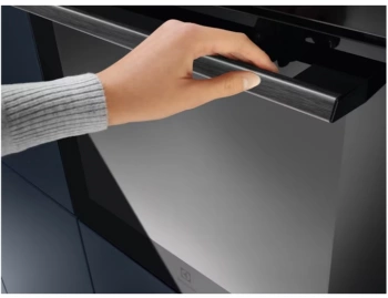 Духовой шкаф Электрический Electrolux EOC8P39WZ