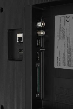 Телевизор LED Samsung 32