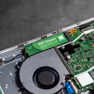 Накопитель SSD WD PCIe 4.0 x4 500GB WDS500G4G0E SN3000