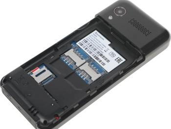Мобильный телефон Xenium X800