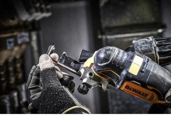 Многофункциональный инструмент DeWalt DCS356NT-XJ