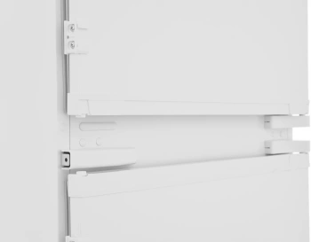 Холодильник Indesit IBH 18