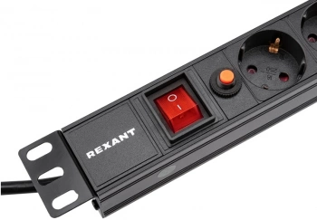 Блок распределения питания Rexant 04-0102-1 гор.размещ. 6xSchuko базовые 16A Schuko 2м