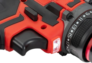 Дрель-шуруповерт Starwind CD20-2.0/2.0S1