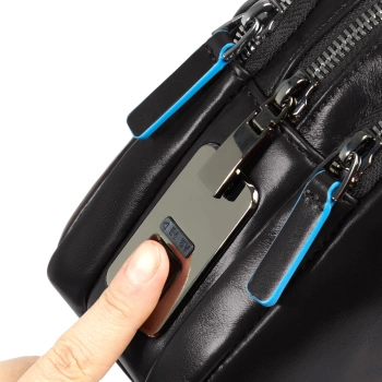 Клатч мужской Piquadro Blue Square AC6902B2R/N черный натур.кожа