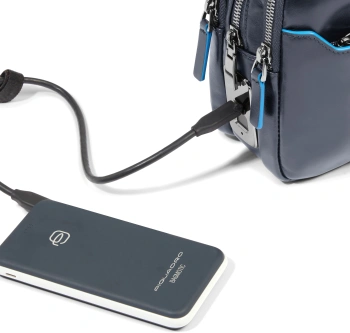 Клатч Piquadro Blue Square AC6902B2R/BLU2 темно-синий натур.кожа