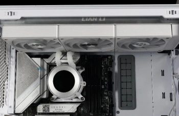 Система водяного охлаждения Lian-Li HydroShift II LCD-C 360CL