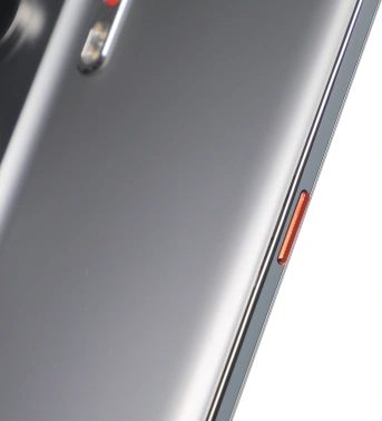 Смартфон Tecno Camon 40 Pro 5G 256Gb 12Gb титановый моноблок 3G 4G 2Sim 6.78