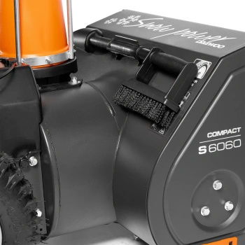 Снегоуборщик бензин. Daewoo S 6060