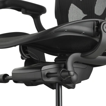 Кресло эргономичное Herman Miller  Aeron C Large