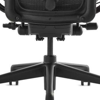 Кресло эргономичное Herman Miller  Aeron C Large