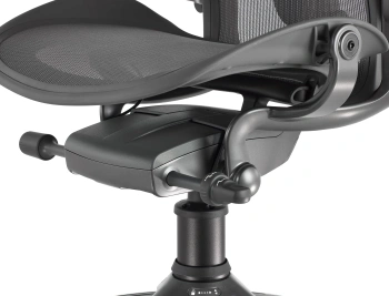 Кресло эргономичное Herman Miller  Aeron C Large