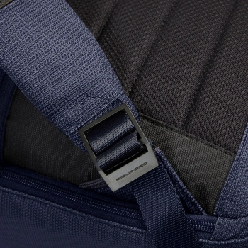 Рюкзак мужской Piquadro Lyss CA6928S143BM/BLU синий полиуретан/полиэстер/натур.кожа