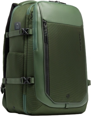 Рюкзак мужской Piquadro Lyss CA6929S143BM/VE зеленый тимьяновый полиуретан/полиэстер/натур.кожа