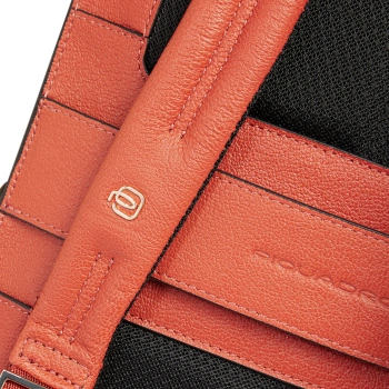 Рюкзак женский Piquadro Patricia CA6771W140/AR коралловый кожа