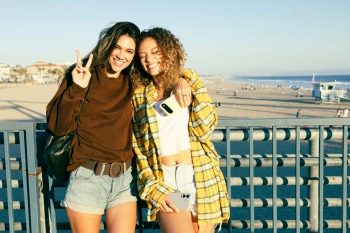 Чехол (клип-кейс) uBear для Apple iPhone 17 Touch Mag Case