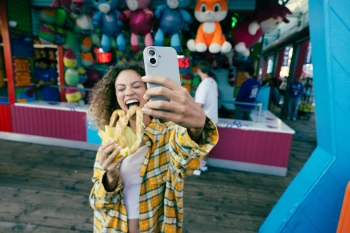 Чехол (клип-кейс) uBear для Apple iPhone 17 Touch Mag Case