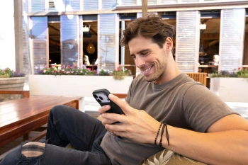 Чехол (клип-кейс) uBear для Apple iPhone 17 Pro Touch Mag Case