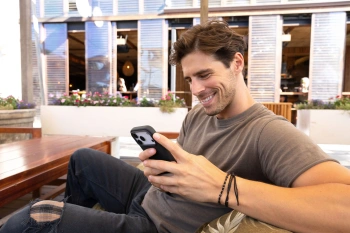 Чехол (клип-кейс) uBear для Apple iPhone 17 Pro Max Touch Mag Case