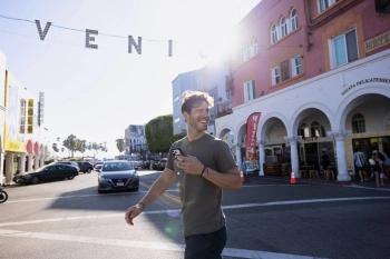 Чехол (клип-кейс) uBear для Apple iPhone 17 Pro Max Shade Case