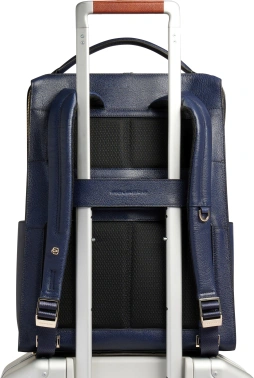 Рюкзак женский Piquadro Patricia CA6839W140BM/BLU темно-синий кожа