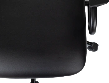 Кресло руководителя Бюрократ  CH BALANCE