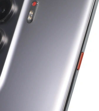 Смартфон Tecno Camon 40 Pro 5G 256Gb 8Gb титановый моноблок 3G 4G 2Sim 6.78