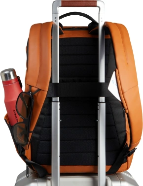 Рюкзак мужской Piquadro C20W CA6465C2OW/CU оранжевый полиуретан