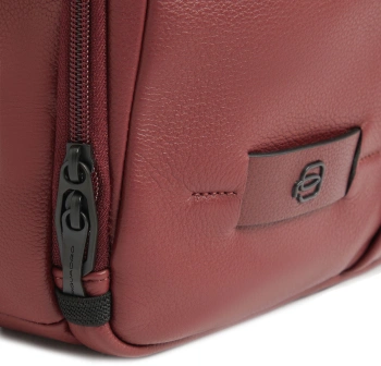 Рюкзак мужской Piquadro Russel CA6767W137/CU красное дерево кожа