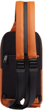 Рюкзак слинг Piquadro C20W CA6466C2OW/CU оранжевый полиуретан