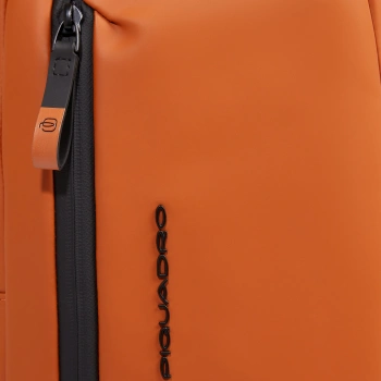 Рюкзак слинг Piquadro C20W CA6466C2OW/CU оранжевый полиуретан