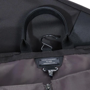 Сумка дорожная Piquadro Brief2 PA7047BR2/N черная нейлон