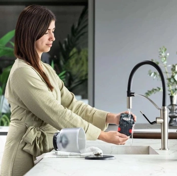 Кофемашина Delonghi Rivelia EXAM440.35.BG