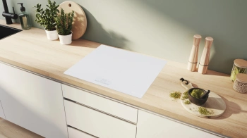 Индукционная варочная поверхность Bosch Serie 6 PUE612BB1E