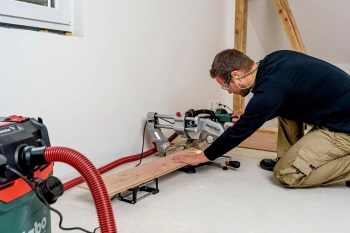 Торцовочная пила Metabo KGSV 216 MC